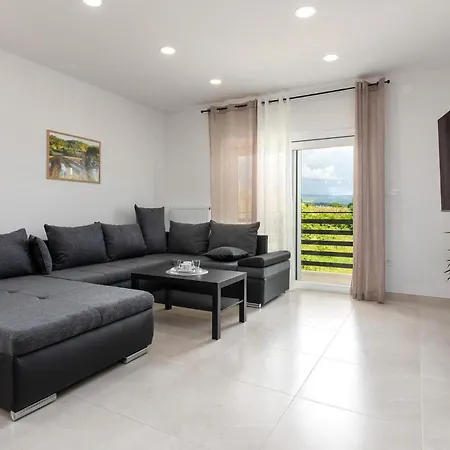 Butoniga Nature Sculci